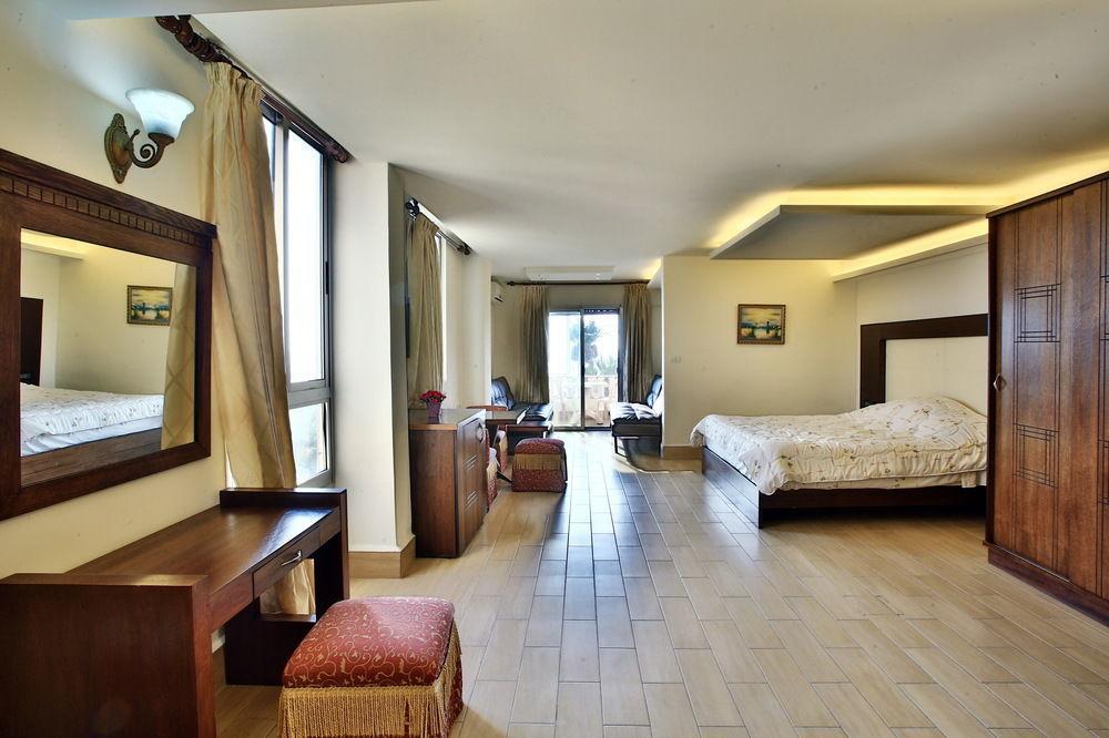 Hotel Lamedina &
